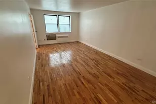 131-11 Kew Gardens Rd, Richmond Hill, NY 11418 - Photo 4