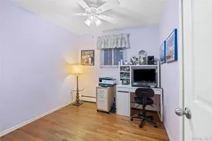 39 Pal St, Plainview, NY 11803 - Photo 20