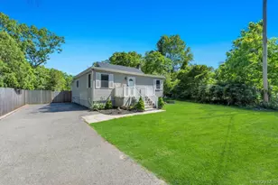 18 Richmond Hill Rd, Sound Beach, NY 11789 - Photo 4