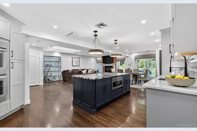 88 Hidden Ridge Drive, Syosset, NY 11791 - Photo 14