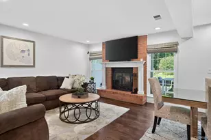 88 Hidden Ridge Dr, Syosset, NY 11791 - Photo 8