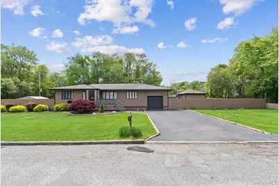 76 Cypress Drive, Mastic Beach, NY 11951 - Photo 4