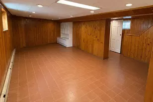 33-15 208th St, Bayside, NY 11361 - Photo 24