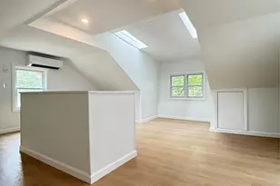 33-15 208th St, Bayside, NY 11361 - Photo 22