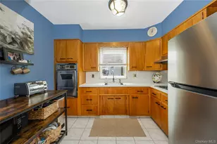 517 Herzel Blvd, West Babylon, NY 11704 - Photo 6