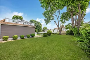 517 Herzel Blvd, West Babylon, NY 11704 - Photo 24
