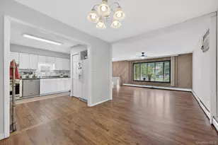 19 Victoria Dr, Newburgh, NY 12550 - Photo 8