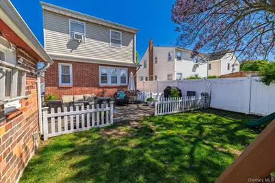 2015 Freeman Avenue, East Meadow, NY 11554 - Photo 26