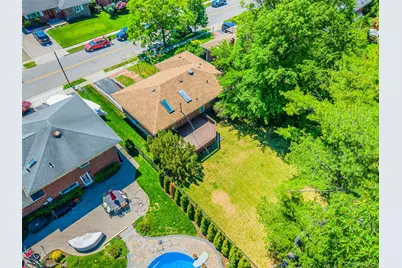 173 N Marginal Road, Jericho, NY 11753 - Photo 6