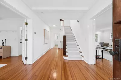 294 Weaver Street, Larchmont, NY 10538 - Photo 6