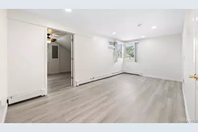 23 Vista Lane, Levittown, NY 11756 - Photo 10