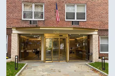 120 E Hartsdale Avenue #1R, Hartsdale, NY 10530 - Photo 2