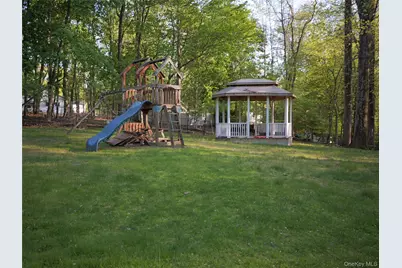 31 Dawn Lane, Suffern, NY 10901 - Photo 20