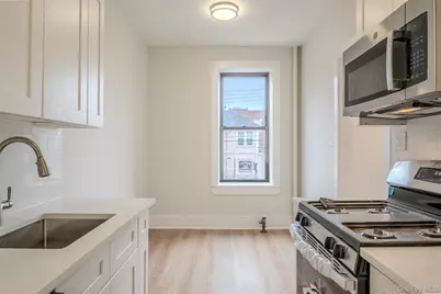 155-17 Sanford Avenue #5B, Flushing, NY 11355 - Photo 6