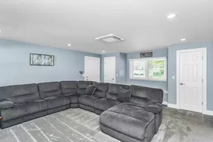 2 Vermont St, Lindenhurst, NY 11757 - Photo 12