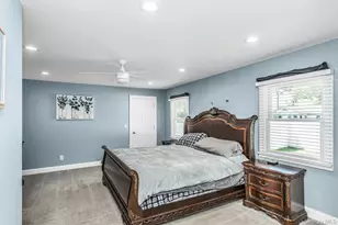 2 Vermont St, Lindenhurst, NY 11757 - Photo 14