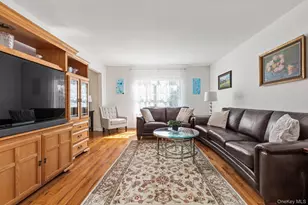 47 Jordan Dr, Medford, NY 11763 - Photo 6