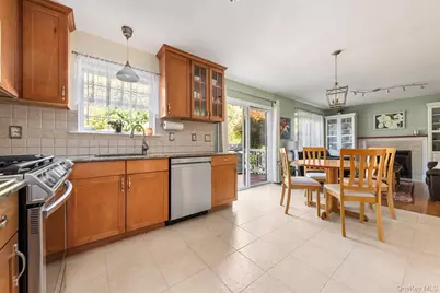 47 Jordan Drive, Medford, NY 11763 - Photo 10