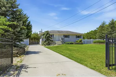 1072 Connetquot Avenue, Central Islip, NY 11722 - Photo 1