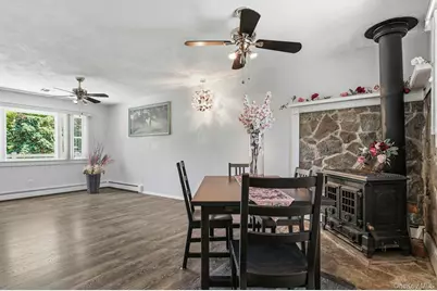 1072 Connetquot Avenue, Central Islip, NY 11722 - Photo 12