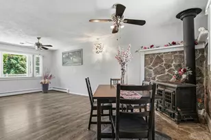 1072 Connetquot Ave, Central Islip, NY 11722 - Photo 12
