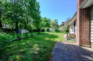 144-45 231st St, Springfield Gardens, NY 11413 - Photo 20