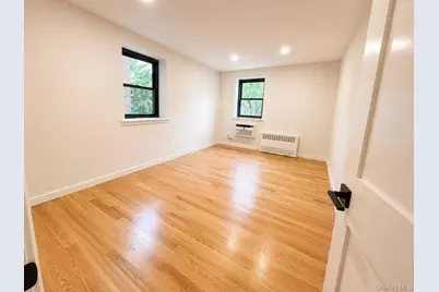 86-10 151st Avenue #3E, Howard Beach, NY 11414 - Photo 6