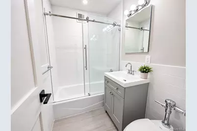 86-10 151st Avenue #3E, Howard Beach, NY 11414 - Photo 4