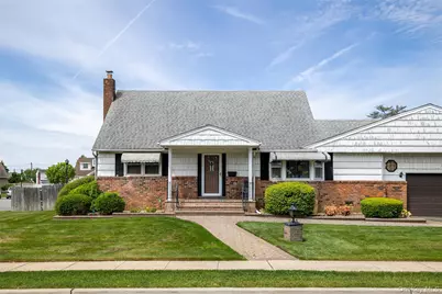3960 Wellwood Road, Seaford, NY 11783 - Photo 2
