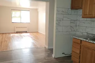 102 Division, Levittown, NY 11756 - Photo 14