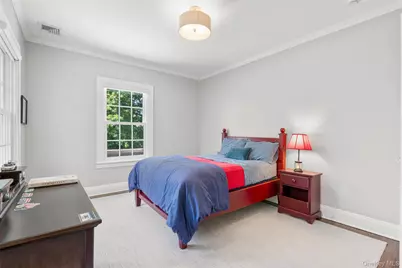 30 Elm Avenue, Larchmont, NY 10538 - Photo 32