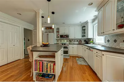 179 Dix Hills Road, Dix Hills, NY 11746 - Photo 12