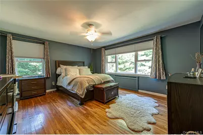 179 Dix Hills Road, Dix Hills, NY 11746 - Photo 16
