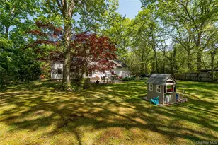 179 Dix Hills Rd, Dix Hills, NY 11746 - Photo 30