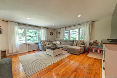179 Dix Hills Road, Dix Hills, NY 11746 - Photo 6