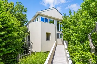 216 Broadway, Bay Shore, NY 11706 - Photo 2