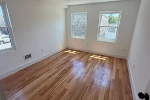 342 E234th St, Bronx, NY 10470 - Photo 10