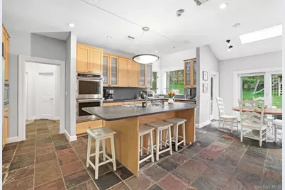 22 Random Farms Circle, Chappaqua, NY 10514 - Photo 8