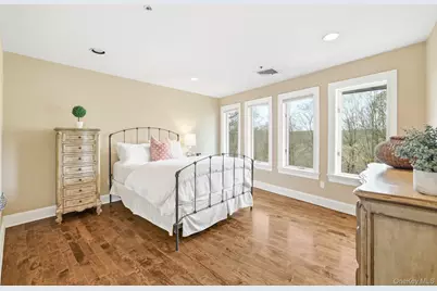 22 Random Farms Circle, Chappaqua, NY 10514 - Photo 20