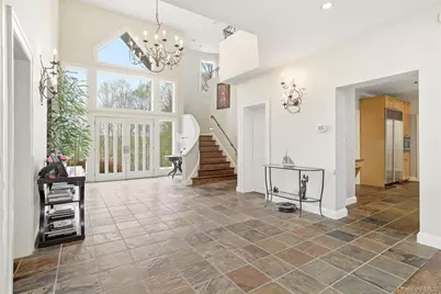 22 Random Farms Circle, Chappaqua, NY 10514 - Photo 2