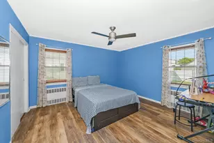 87 E Fenimore St, Valley Stream, NY 11580 - Photo 16