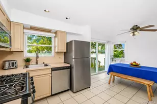 87 E Fenimore St, Valley Stream, NY 11580 - Photo 12