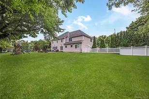 154 A Stony Hollow Rd, Greenlawn, NY 11740 - Photo 40