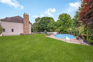154 A Stony Hollow Rd, Greenlawn, NY 11740 - Photo 42