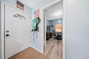26 Woodycrest Trail, Monroe, NY 10950 - Photo 2