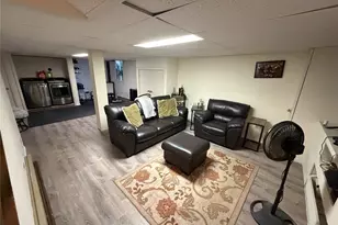 23 Hawthorn Ct, Fishkill, NY 12524 - Photo 4