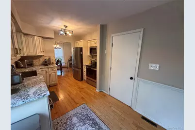23 Hawthorn Court, Fishkill, NY 12524 - Photo 6