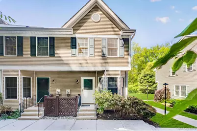300 West Street #8, Mount Kisco, NY 10549 - Photo 2