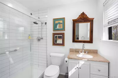 37 Blue Jay Way, East Hampton, NY 11937 - Photo 20