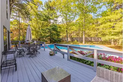 37 Blue Jay Way, East Hampton, NY 11937 - Photo 36